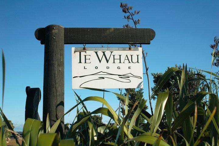 Te Whau Lodge Omiha Buitenkant foto